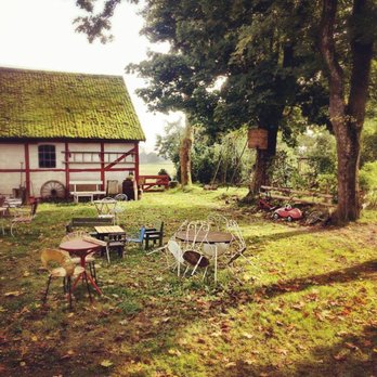 Butik Gul - Antiques Near Me - Hörby, M Butik Gul - Antiques Near Me - Hörby, M