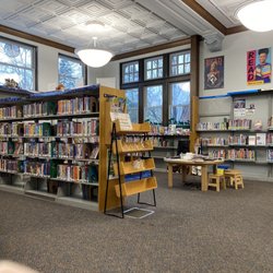 Spades Park Branch Public Library