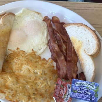 America's Kitchen - 2 eggs with bacon, hash browns and toast - Breakfast & Brunch Near Me - Galveston, Texas America's Kitchen - 2 eggs with bacon, hash browns and toast - Breakfast & Brunch Near Me - Galveston, Texas