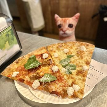 L’industrie Pizzeria - New Yorker, L'industrie - Pizza Near Me - New York, New York L’industrie Pizzeria - New Yorker, L'industrie - Pizza Near Me - New York, New York