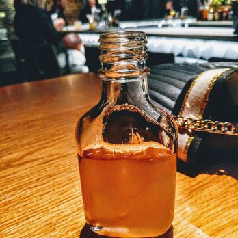 Hide - Old Fashioned - Rye, cinnamon, angostura bitters, coriander tincture. - Cocktail Bars Near Me - Dallas, Texas