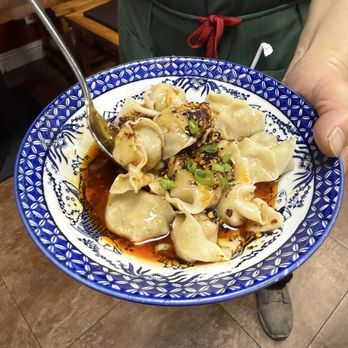 Xiang Xiang Noodle - Szhuang L2. Sichuan Style Spicy Soft Wontons - Chinese Near Me - Sunnyvale, California Xiang Xiang Noodle - Szhuang L2. Sichuan Style Spicy Soft Wontons - Chinese Near Me - Sunnyvale, California