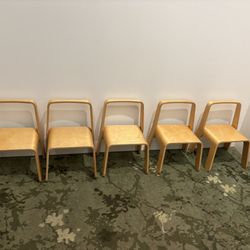 Palo Alto Medical Foundation - San Carlos - Chairs for Little Ones at Blood Draw Lab