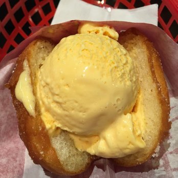 Japadog - Age ice mango! - Japanese Near Me - Vancouver, British Columbia