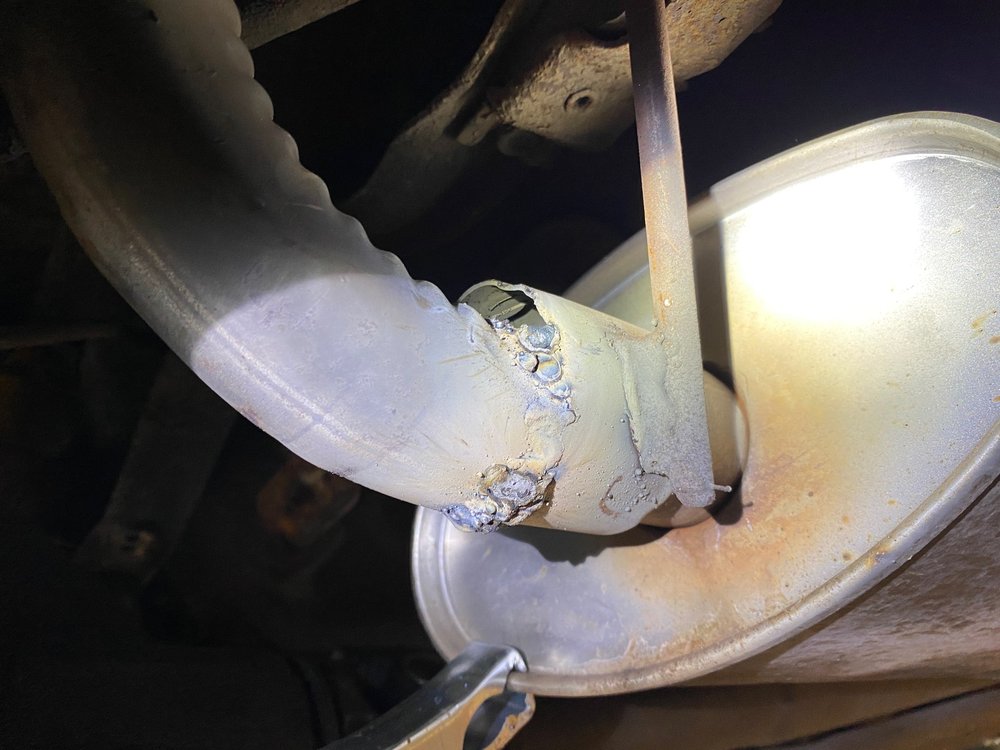 Velasquezperformanceexhaust.com