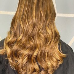 In Style Hair Studio & Day Spa - Balayage