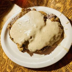 Stroud's Restaurant & Bar - Delicious chicken fried steak