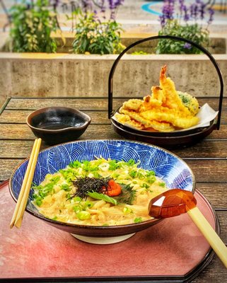 Udon Mugizo Mountain View by null