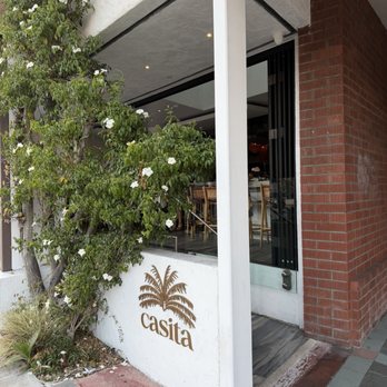 Casita - Front of restaurant - Cocktail Bars Near Me - Sherman Oaks, California