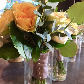 Decolores Flores - Bridesmaid Bouquet - Florists Near Me