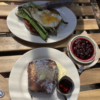 Oddfellows Cafe & Bar - Brioche French Toast, Parmesan-butter fried egg toast - Breakfast & Brunch Near Me - Seattle, Washington