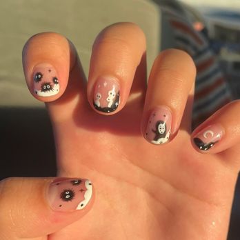 Leo Nail Bar - Spirited Away Nail Design - Nail Salons Near Me - Los Angeles, California