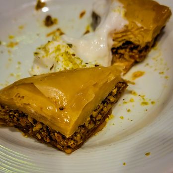 Bosphorous  - Dr Phillips - Baklava - Turkish Near Me - Orlando, Florida