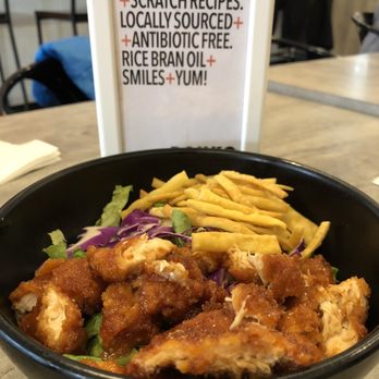 PONKO Chicken - Basic Salad with Spicy Tenders - New American Near Me - Atlanta, Georgia PONKO Chicken - Basic Salad with Spicy Tenders - New American Near Me - Atlanta, Georgia