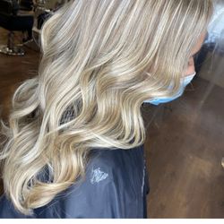 Lisa Thomas Salon - Full Highlights with Monika