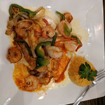 La Paloma - Shrimp and potatoes enchiladas. Spicy sauce, shrimp and grilled vegetables were great. Would prefer cheese instead of potato enchiladas. - Mexican Near Me - Springfield, Missouri