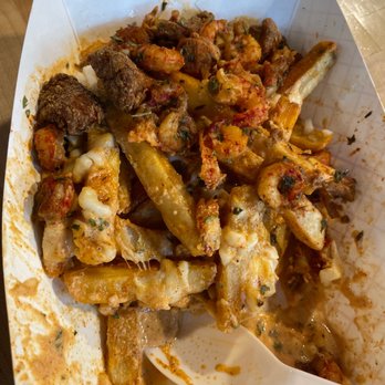 4 Hens Creole Kitchen - Cajun/Creole Near Me - St Louis, Missouri