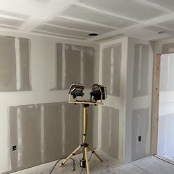New wall of Maui - Taping