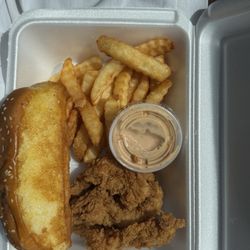 Guthrie’s Chicken - 4 finger combo