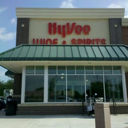 Hy-Vee - Wine and spirits center