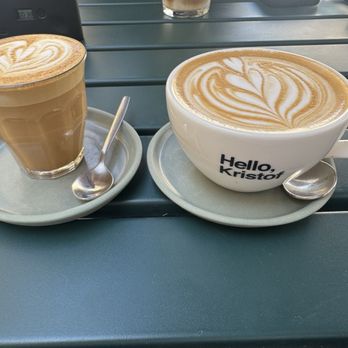Hello, Kristof - Cortado & Flat White - Coffee & Tea Near Me - Lisbon, 11 Hello, Kristof - Cortado & Flat White - Coffee & Tea Near Me - Lisbon, 11