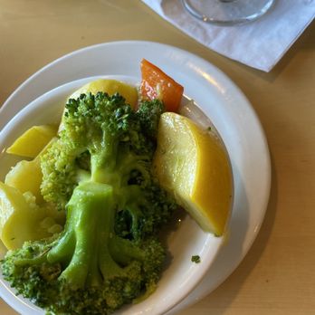 Monument Inn - Vegetables - Seafood Near Me - La Porte, Texas Monument Inn - Vegetables - Seafood Near Me - La Porte, Texas