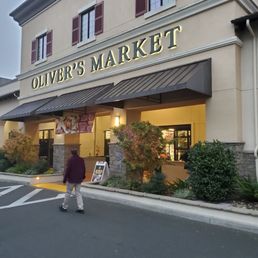 Windsor, has an amazing store, right here. I highly recommend everyone to shop, and EAT...here!