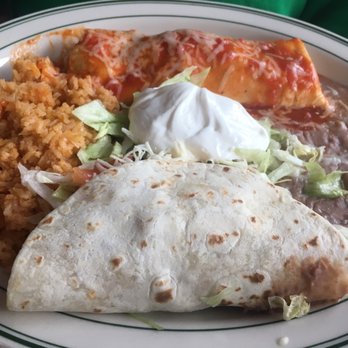 El Paraiso Mexican Grill - The burrito/taco combination - also pretty good! - Mexican Near Me - Everett, Washington