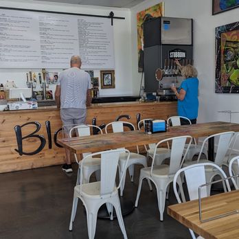 Twisted Sheep Pizza and Brew - Inside - Pizza Near Me - Naples, Florida Twisted Sheep Pizza and Brew - Inside - Pizza Near Me - Naples, Florida