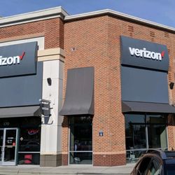 Verizon - Exterior