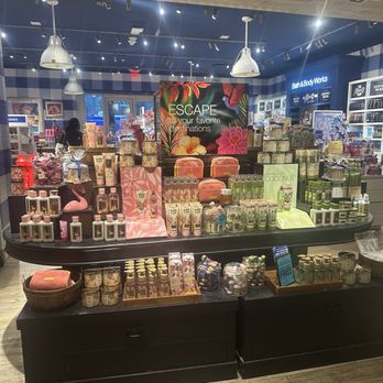 Bath & Body Works - Perfume Near Me - New York, New York Bath & Body Works - Perfume Near Me - New York, New York