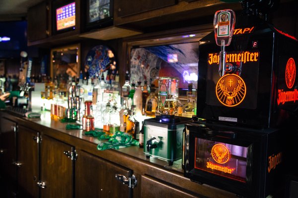 Second Base Pub & Grub by null