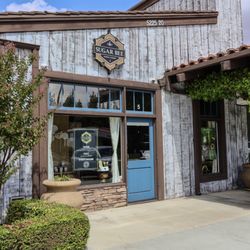 Welcome to Sugar Bee Skincare & Sugaring - specializing in Organic Sugaring, Spray Tanning & Apothecary Facials in Canyon Crest Towne Centre