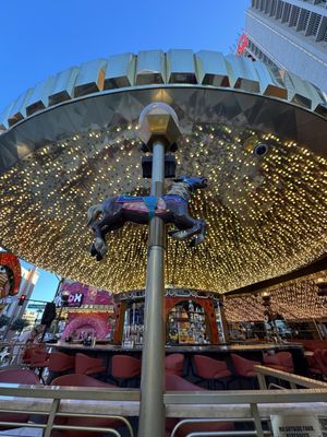 Carousel Bar by null