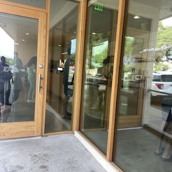 Memento Coffee Works - Front entrance - Coffee & Tea Near Me - Long Beach, California