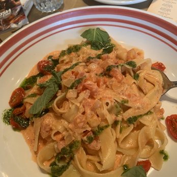 Scaddabush - Fettuccini with rose (not on menu but can ask for it) - Italian Near Me - Mississauga, Ontario Scaddabush - Fettuccini with rose (not on menu but can ask for it) - Italian Near Me - Mississauga, Ontario