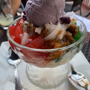 Kubo - Halo-Halo - Filipino Near Me - Chicago, Illinois