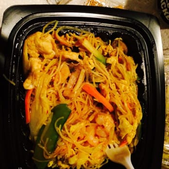 Burger Win - Singapore Noodle - Burgers Near Me - Atlanta, Georgia