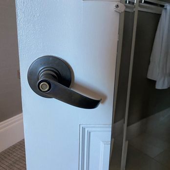 Hotel del Coronado, Curio Collection by Hilton - Bathroom door handle did not work and the door would not close - Coronado, CA