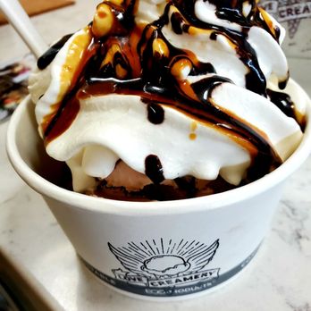 Love Creamery Lincoln Park - Sundae - Ice Cream & Frozen Yogurt Near Me - Duluth, Minnesota Love Creamery Lincoln Park - Sundae - Ice Cream & Frozen Yogurt Near Me - Duluth, Minnesota