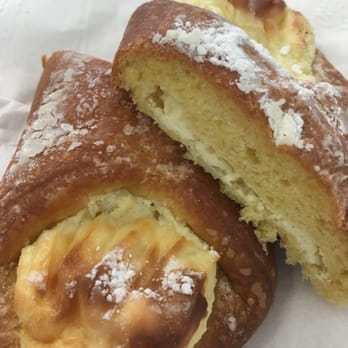 Baretto Caffe - Cheese Danish - Cafes Near Me - Toronto, Ontario