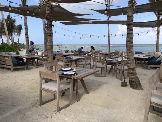 La Laguna Restaurant by null