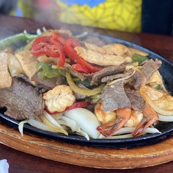 Tacos El Bronco - Shrimp, Steak & Chicken , Beef and Shrimp Fajitas - Mexican Near Me - Brooklyn, New York Tacos El Bronco - Shrimp, Steak & Chicken , Beef and Shrimp Fajitas - Mexican Near Me - Brooklyn, New York