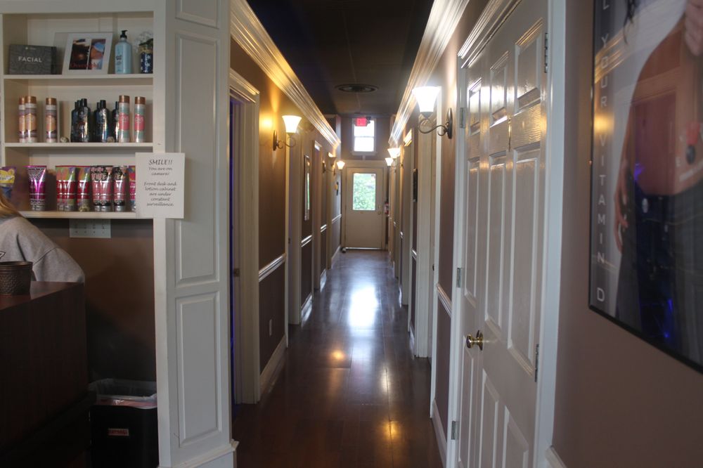 ELECTRIC BEACH TANNING STUDIO Updated October 2024 374 Springfield