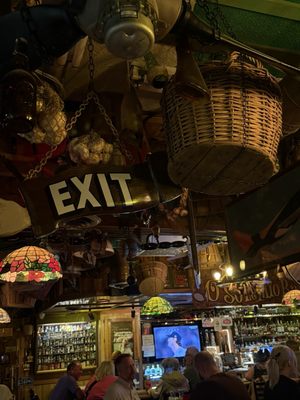 Battista's Hole in the Wall by null