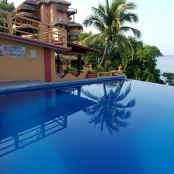 Hotel Irma - View from the restaurant in the morning. - Hotels Near Me - Zihuatanejo, GRO
