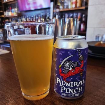 Charleston Crab House - Yummy local beer - Seafood Near Me - Charleston, South Carolina