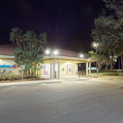 Bank of America Financial Center - Storefront