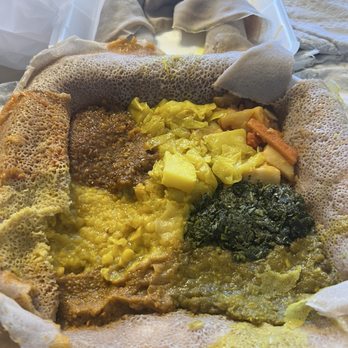 Gursha Ethiopian Restaurant - Vegan Combo - Ethiopian Near Me - Aurora, Colorado