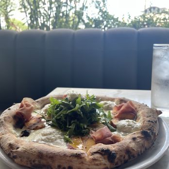 Pomo - Scottsdale - Nirvana - Pizza Near Me - Scottsdale, Arizona Pomo - Scottsdale - Nirvana - Pizza Near Me - Scottsdale, Arizona